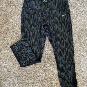 Nike Cropped leggings